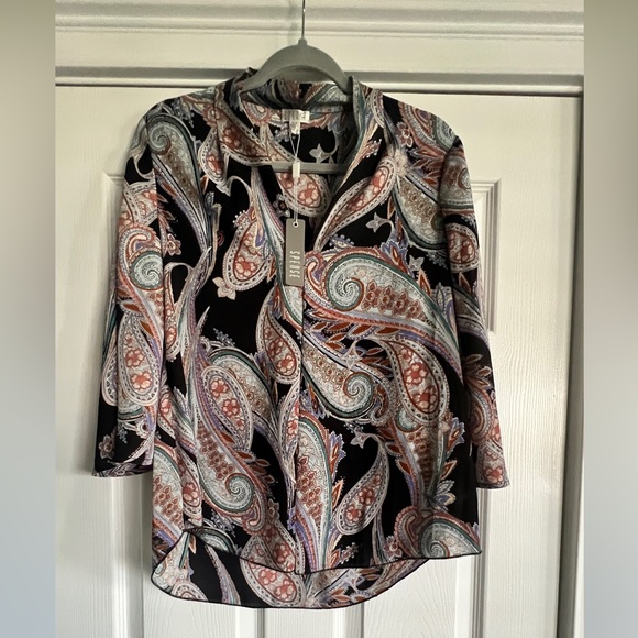 Spense Black Paisley Bell Sleeve Top - Size Small Petite - Picture 3 of 5